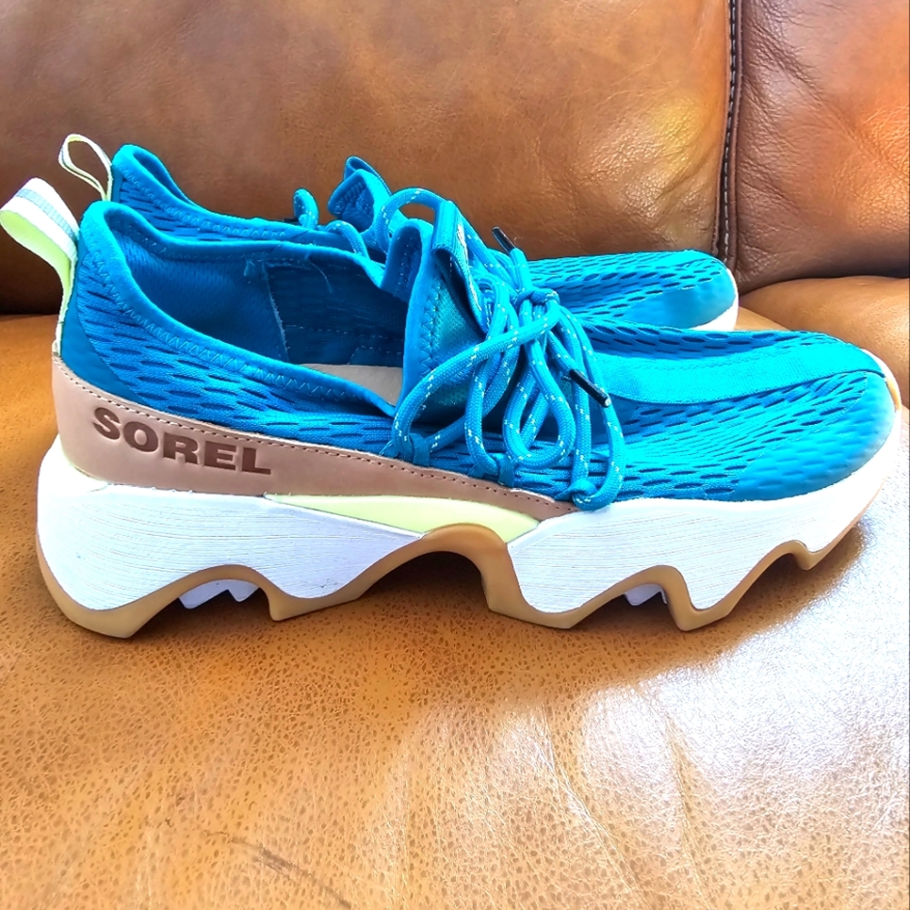 Sorel Blue Athletic Shoes with Tan Accents